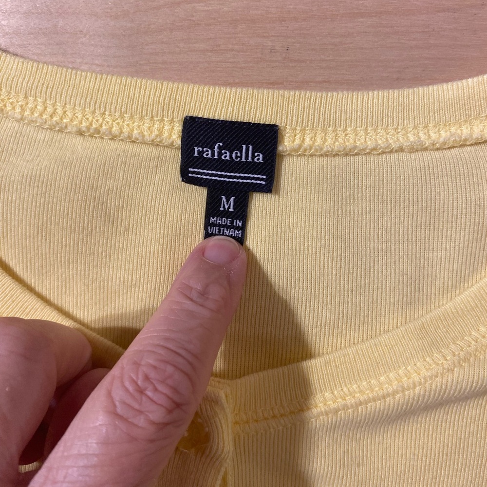 Rafaella Pale Yellow Button-Up Cardigan Medium (QQ) - Picture 4 of 6